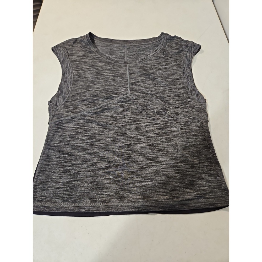 Lululemon Get Sweat Tee Size 6-8 (19" P-P) Gray/Black Sleeveless Shirt (L80